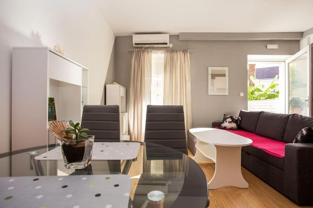Apartman Den,Rovinj Oaza U Centru Grada I Besplatnim Parkingom Διαμέρισμα Εξωτερικό φωτογραφία